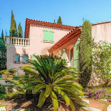 Awesome In Saint-raphael With Wifi Сasa de vacaciones
