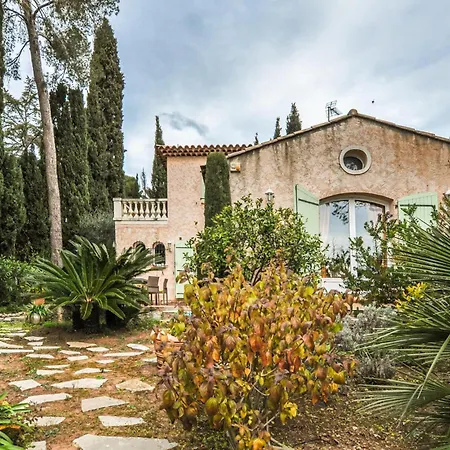 Awesome In Saint-raphael With Wifi Saint-Raphaël