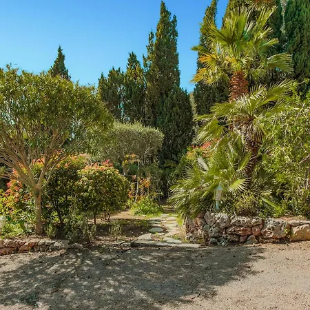 Awesome In Saint-raphael With Wifi Сasa de vacaciones