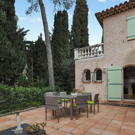 Awesome In Saint-raphael With Wifi Сasa de vacaciones *